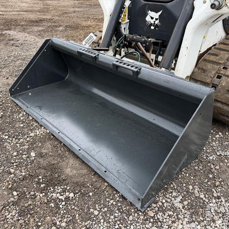 Bobcat 68" Standard Duty Skid Steer Bucket