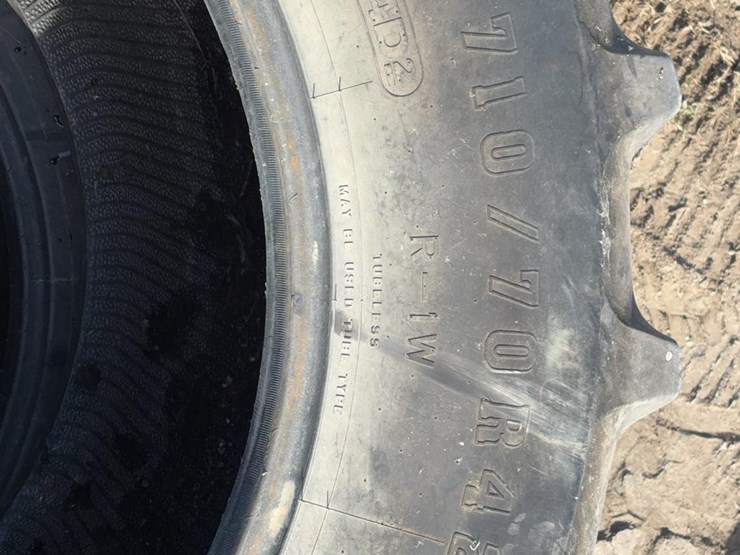 firestone-if-710/70r42-radial-tires-image-11