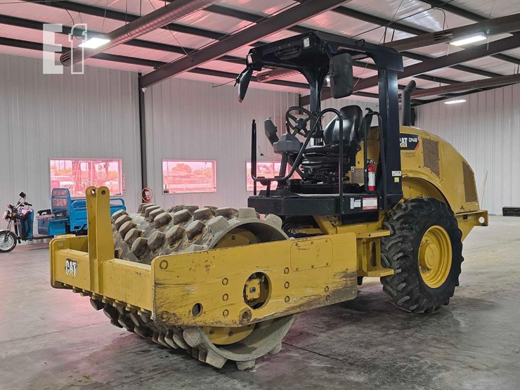 2019-caterpillar-cp44b-image-1