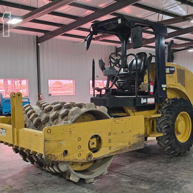 2019 CATERPILLAR CP44B