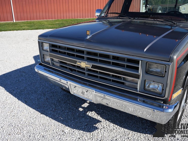 run-#142---1985-chevrolet-silverado-k20-pickup-image-9