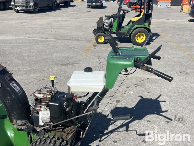 frontier-st0927-walk-behind-snowblower-image-9