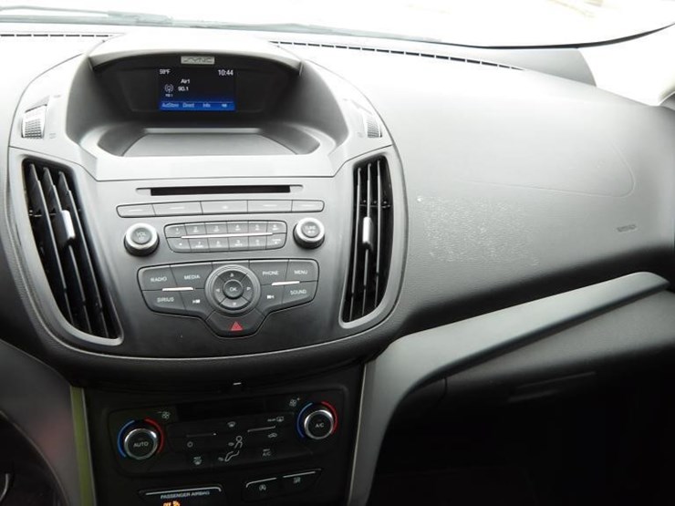 2017-ford-escape-image-21