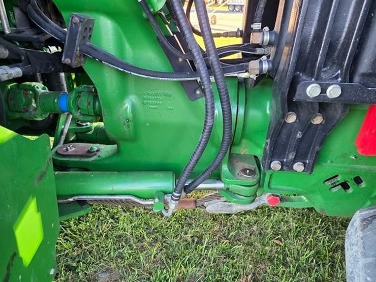 2019-john-deere-9520r-image-41