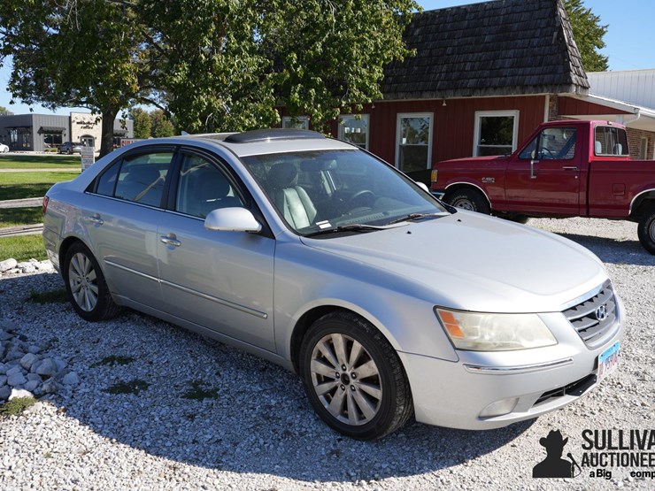 run-#174---2009-hyundai-sonata-sedan-image-3