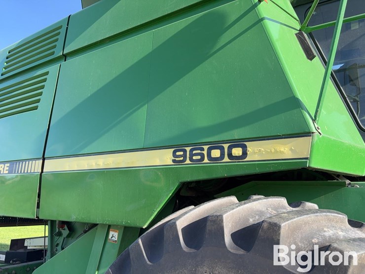 john-deere-9600-combine-image-15