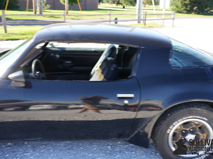 run-#4---1979-pontiac-trans-am-coupe-image-15