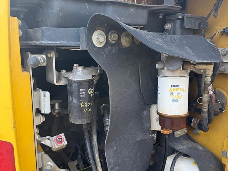 komatsu-pc138us-lc-11-image-4