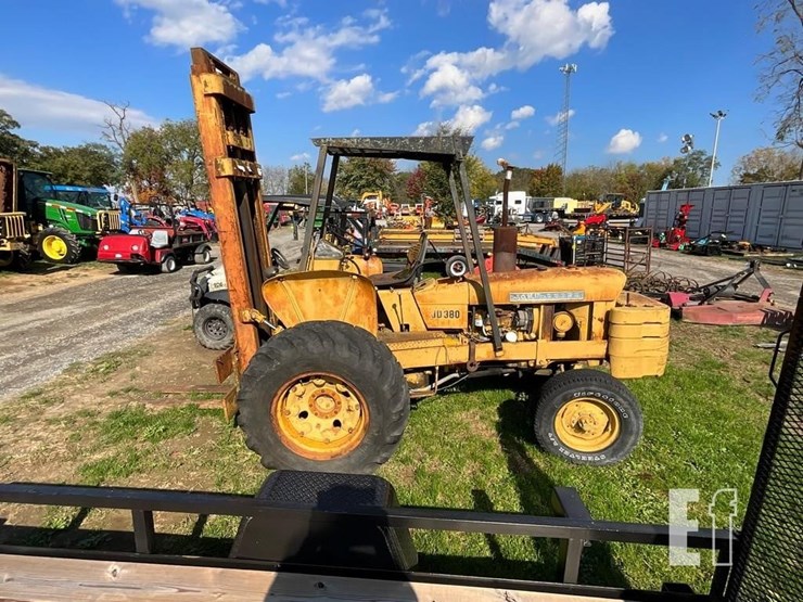 deere-380d-image-9