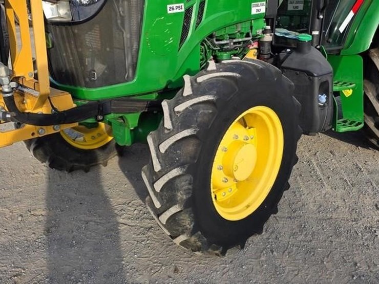 2019-john-deere-5100e-image-40