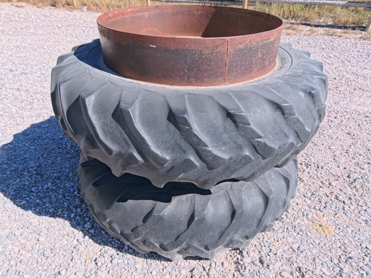 #1026-•-allis-chalmers-7000-tractor-image-44