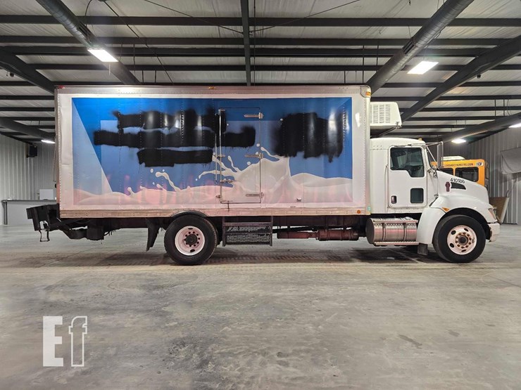 2010-kenworth-t300-image-6