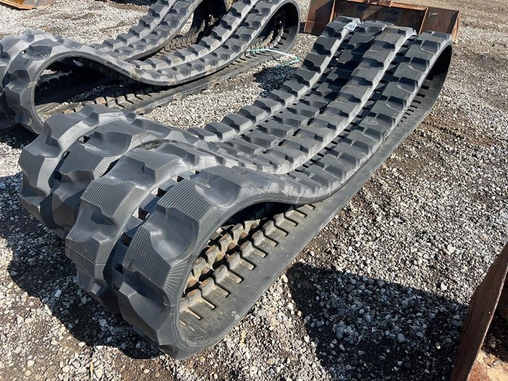 bridgestone--500x78x92fs-excavator-tracks-image-3