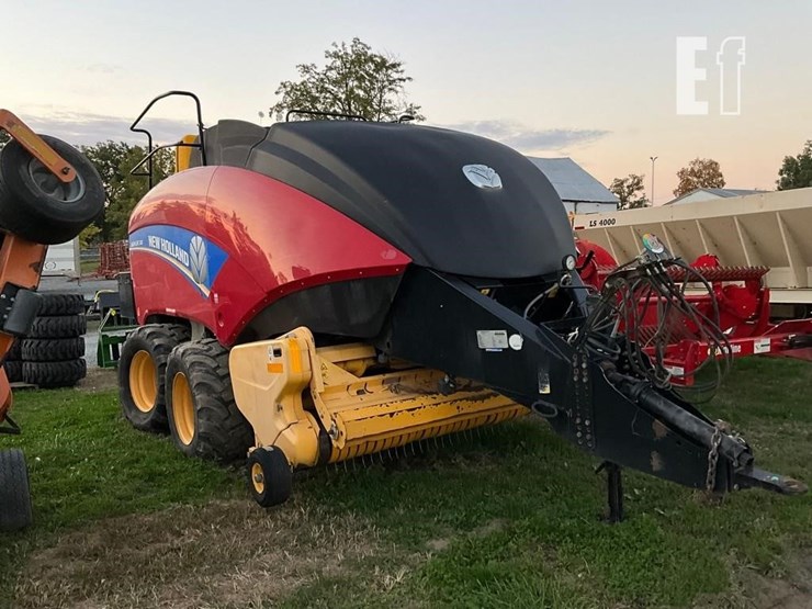 2013-new-holland-big-baler-340-image-1