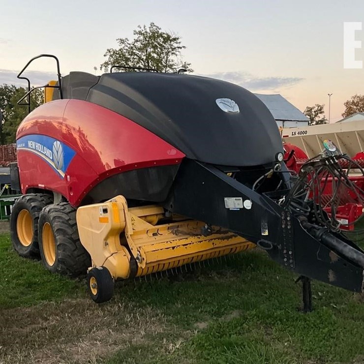 2013 NEW HOLLAND BIG BALER 340