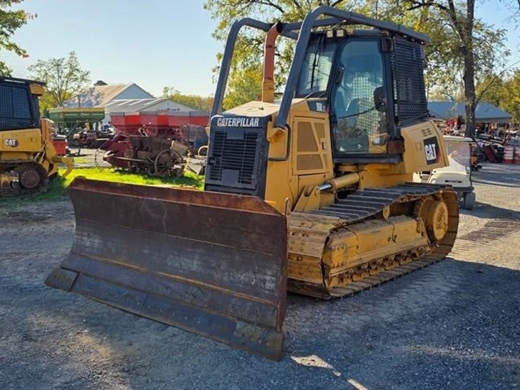 2009-caterpillar-d6k-xl-image-2