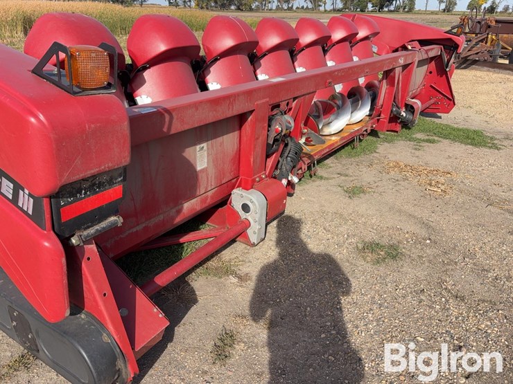 2002-case-ih-2208-8r30-corn-head-image-15