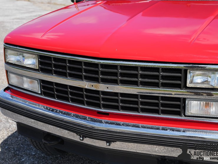 run-#107---1990-chevrolet-gmt-400-4x4-pickup-image-10