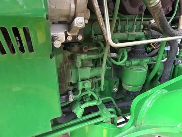 2016-john-deere-5065e-image-42