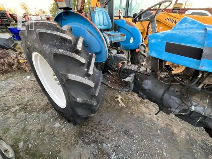 new-holland-3930-image-7