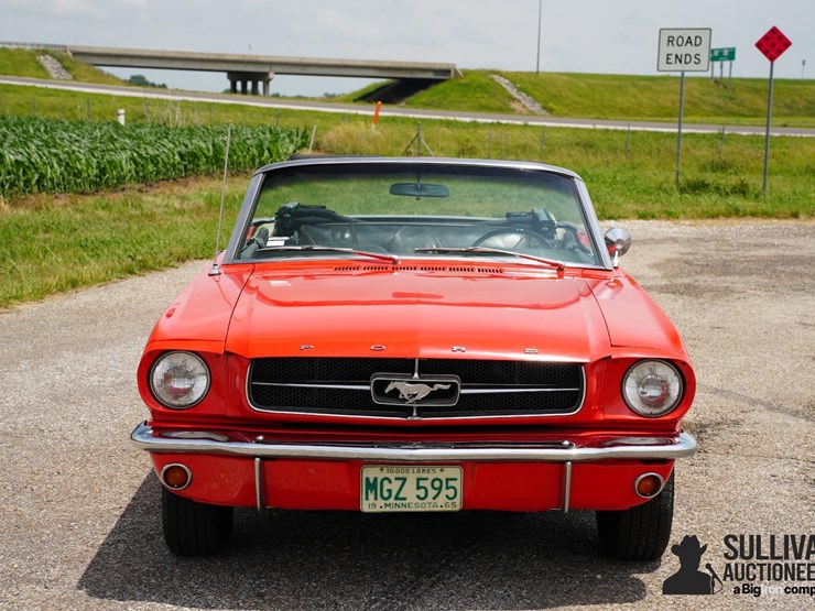 run-#51---1965-ford-mustang-convertible-image-2