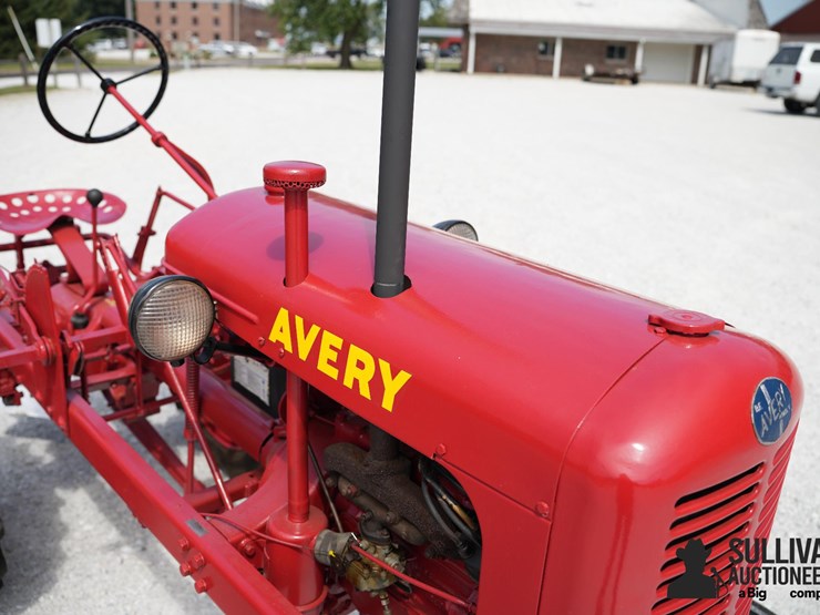 run-#119---1948-avery-v-2wd-tractor-image-13