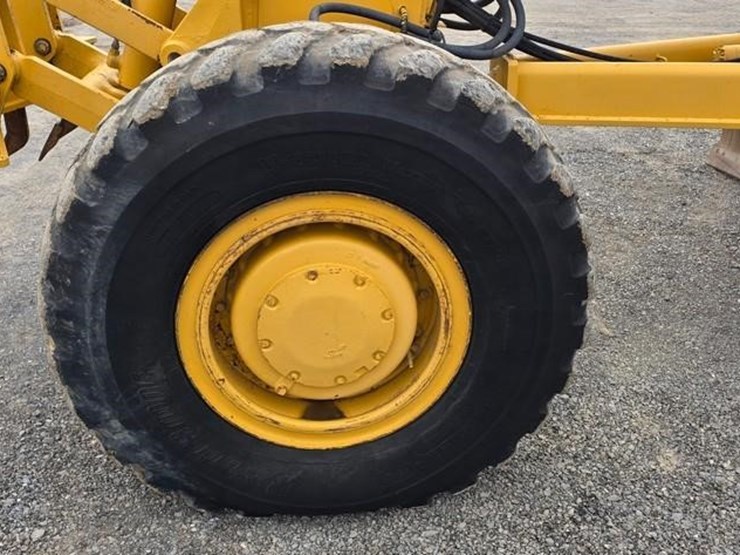 1999-deere-772ch-image-8