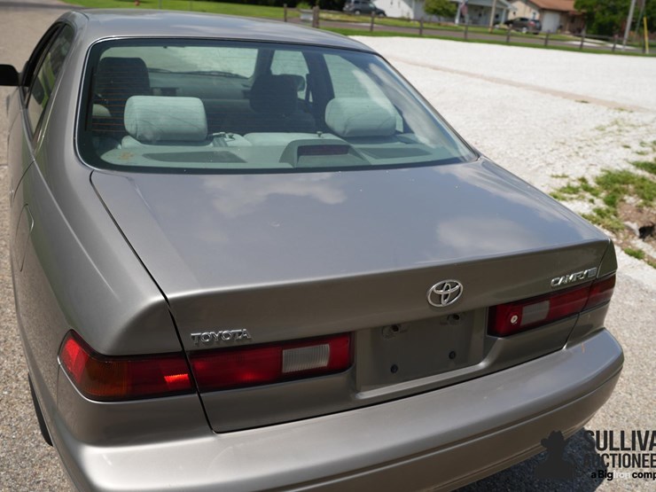 run-#167---1998-toyota-camry-clx-sedan-image-19