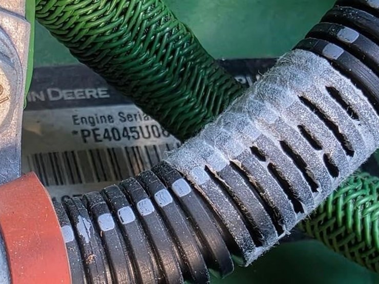 2019-john-deere-5100e-image-51