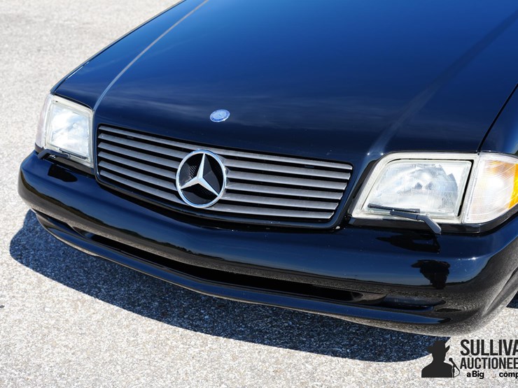 run-#49---2011-mercedes-benz-sl500-roadster-image-9