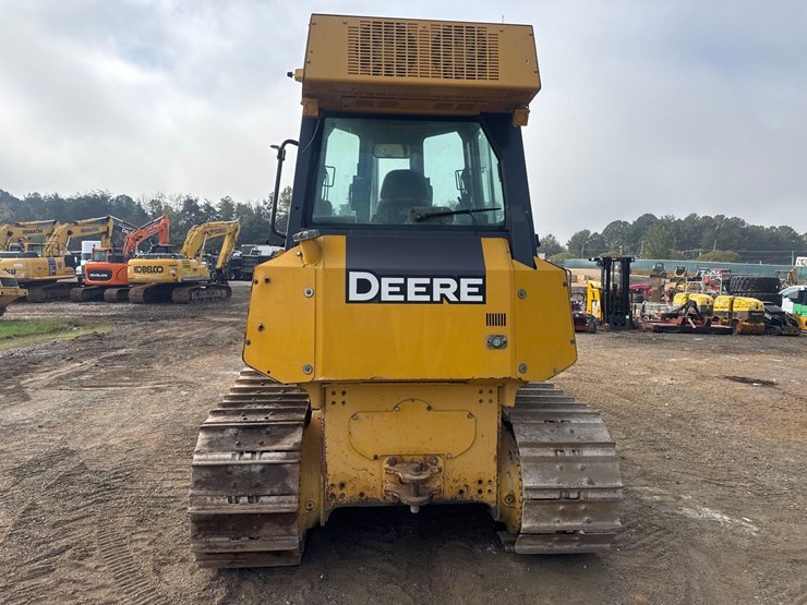2008-deere-700j-xlt-image-5