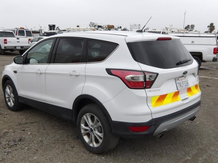 2017-ford-escape-image-4