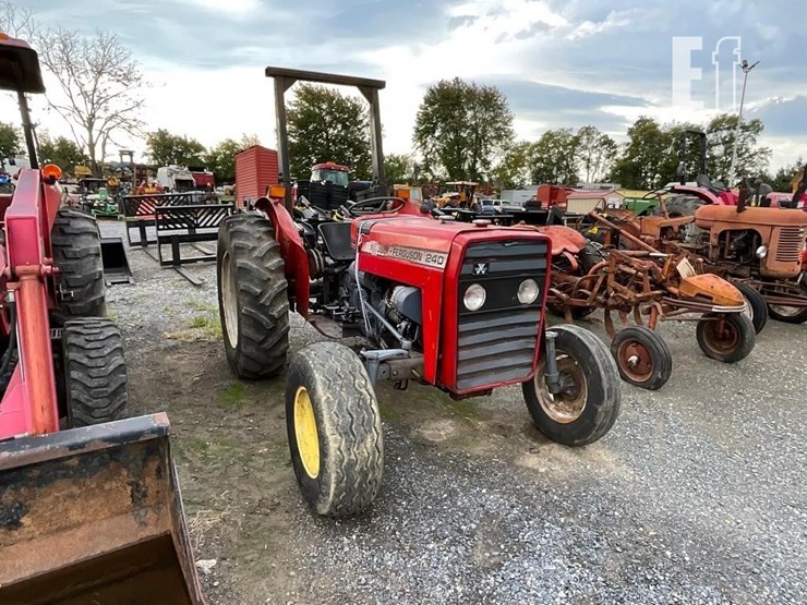 massey-ferguson-240-image-1