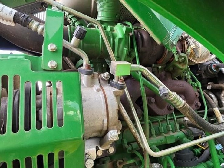2016-john-deere-5065e-image-43