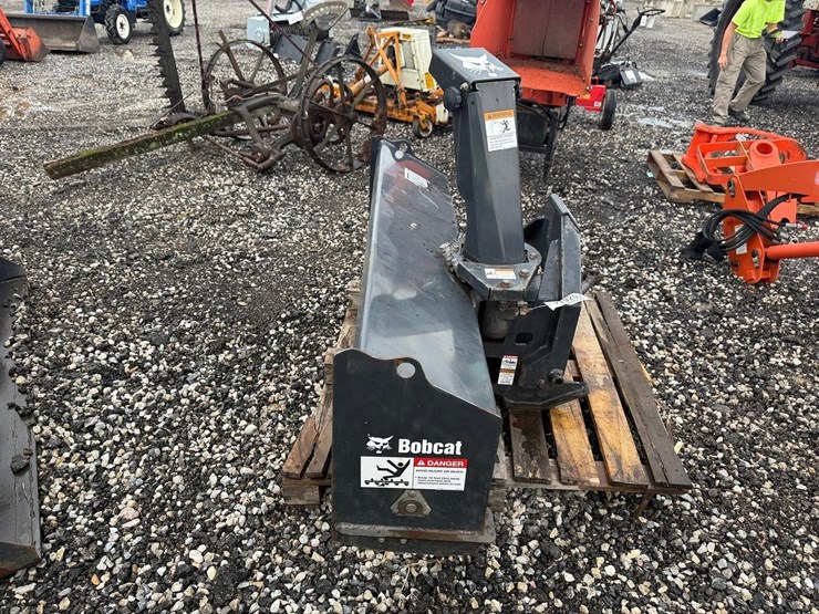 bobcat-62”-fb62-snowblower-image-2