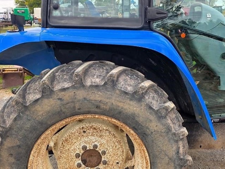 new-holland-t5040-image-16