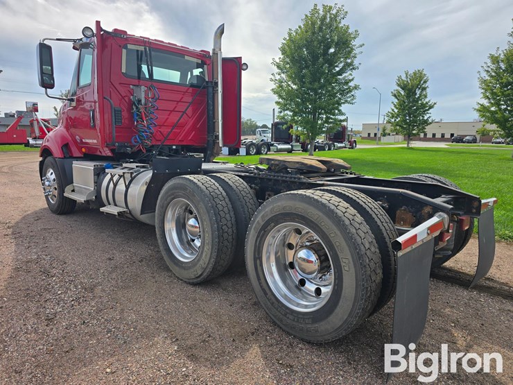 2016-international-prostar+-122-t/a-truck-tractor-image-7