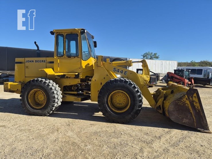 1991-deere-544e-image-6