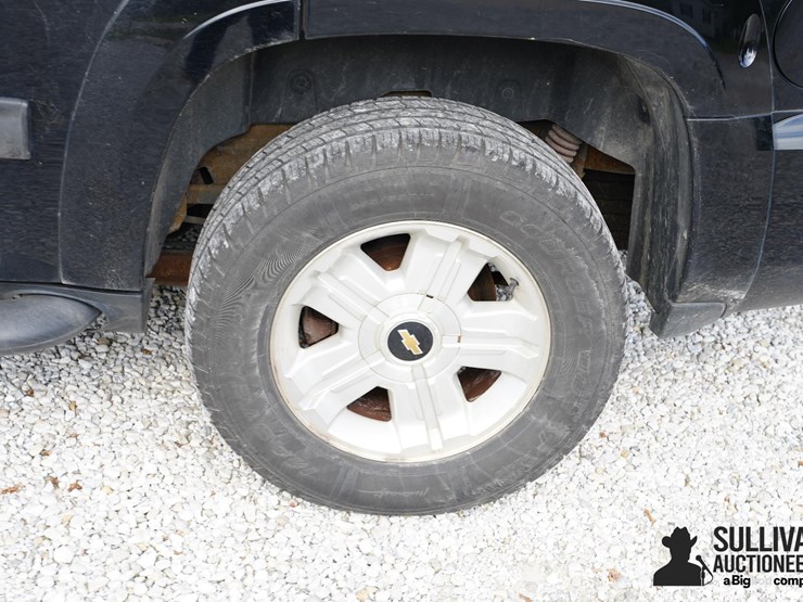run-#43---2013-chevrolet-tahoe-k1500-4x4-suv-image-17