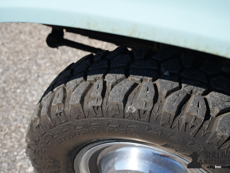 run-#54---1974-international-100-4x4-pickup-image-19