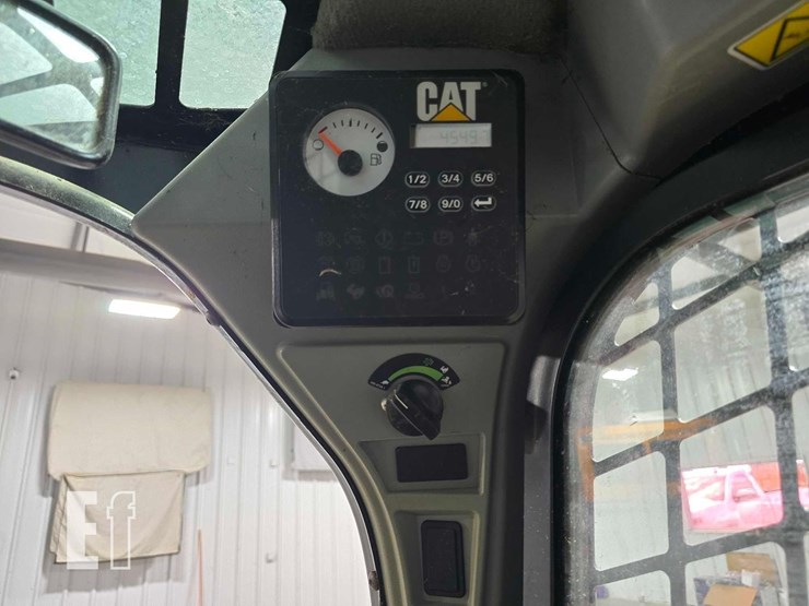 2022-caterpillar-226d3-image-19