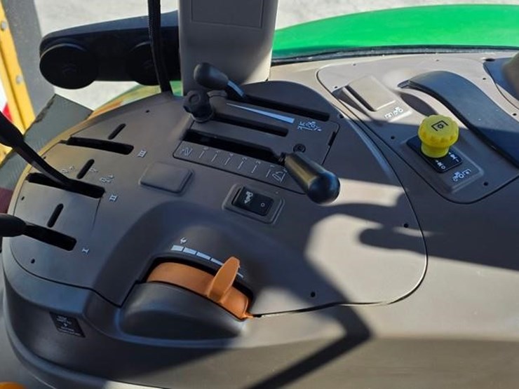 2019-john-deere-5100e-image-70