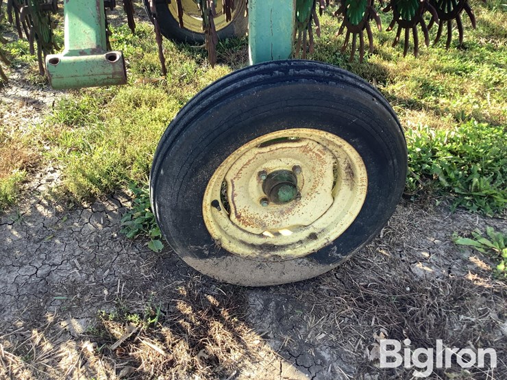 john-deere-400-rotary-hoe-image-15