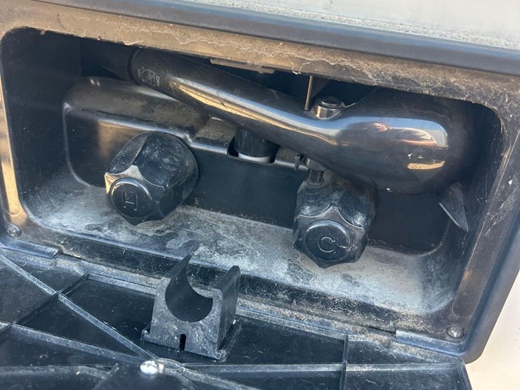 2020-heartland-40ft-t/a-ball-hitch-tow-behind-camper-image-24