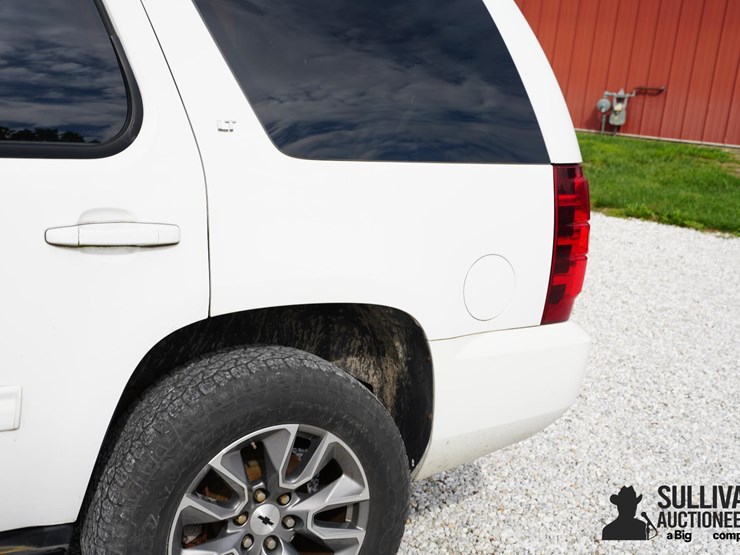 run-#45---2013-chevrolet-tahoe-k1500-4x4-image-16