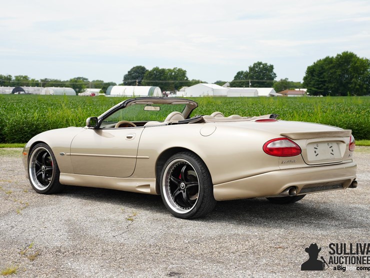 run-#103---1999-jaguar-xk8-convertible-"mina-gallery"-edition-image-7