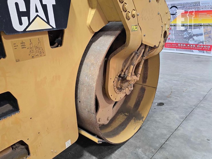 2009-caterpillar-cb54-image-11
