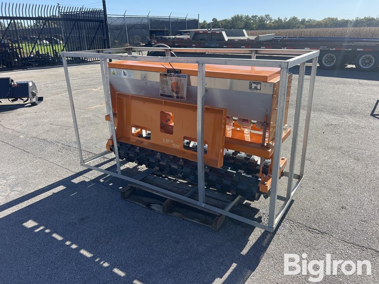 2026-arteer-nsd-72w-3-pt/skid-steer-no-till-drill/seeder-image-5