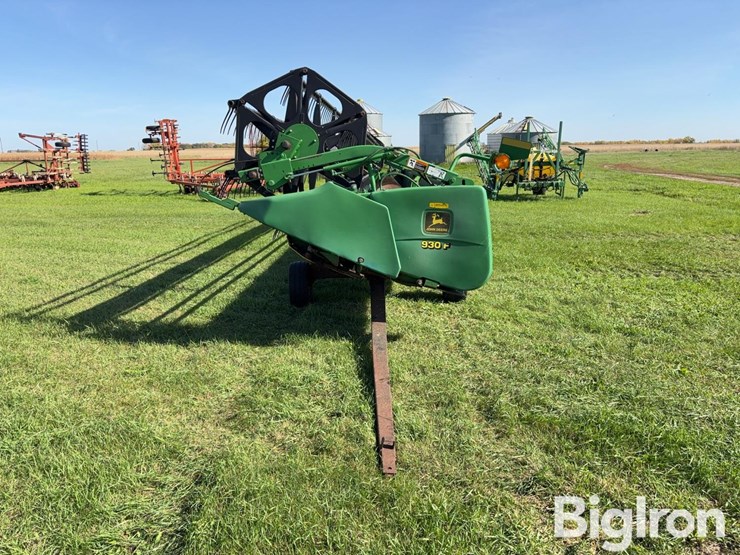 john-deere-930f-30'-flex-head-w/trailer-image-8