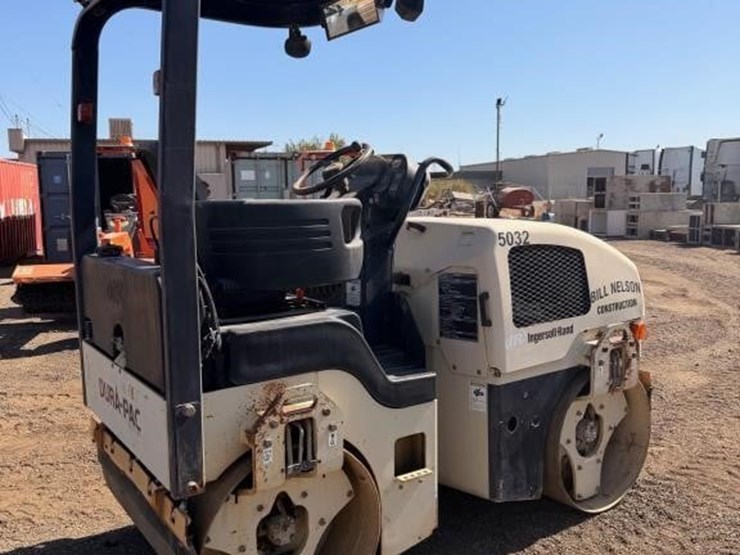 2005-ingersoll-rand-dd-24-tandem-vibratory-roller-image-3